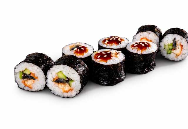 Лайт ролл с угрем и огурцом