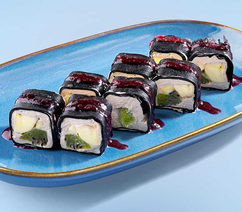 Подарок! Сладкий ролл с бананом и киви