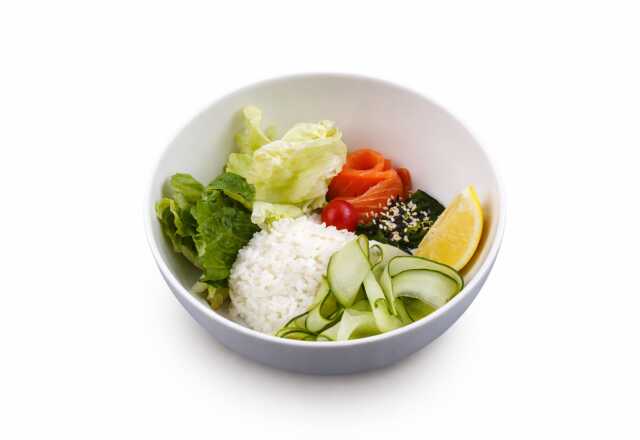 Поке с форелью